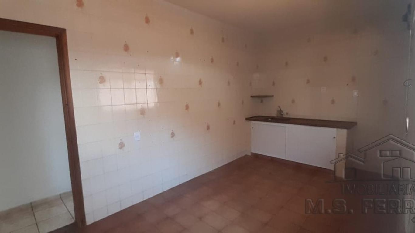 CASA NA Vila Rodrigues em Assis