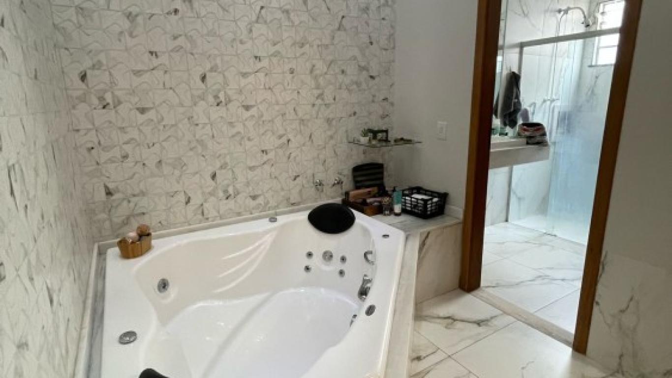 CASA NA Jardim Morumbi em Assis