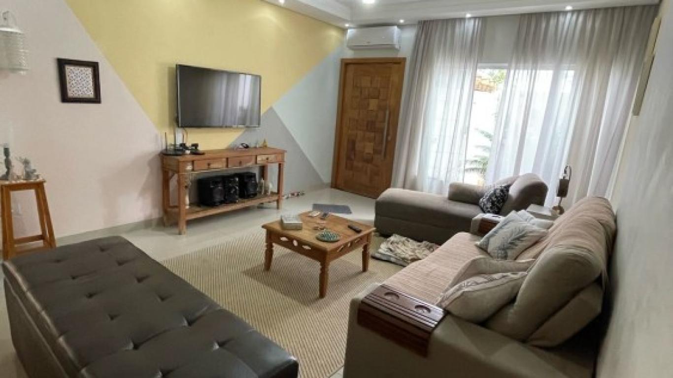 CASA NA Jardim Morumbi em Assis