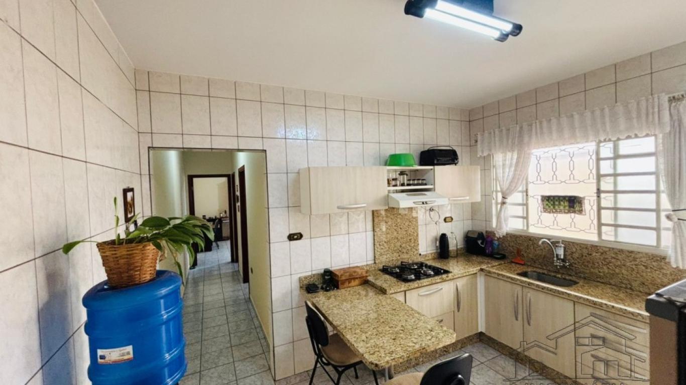 CASA NO San Fernando Valley em Assis