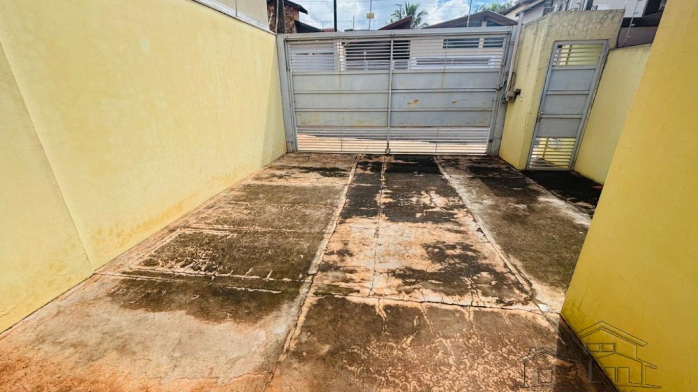 CASA NO Jardim Canadá em Assis