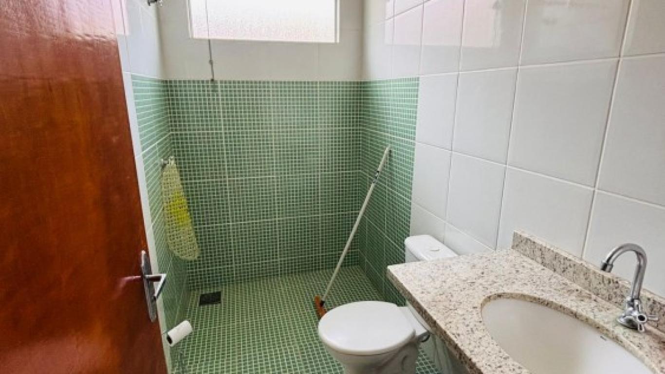 CASA NO Jardim Canadá em Assis