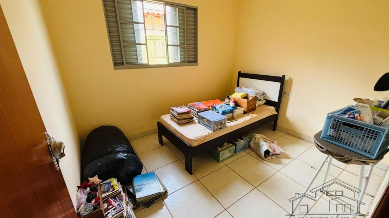 CASA NO Jardim Canadá em Assis