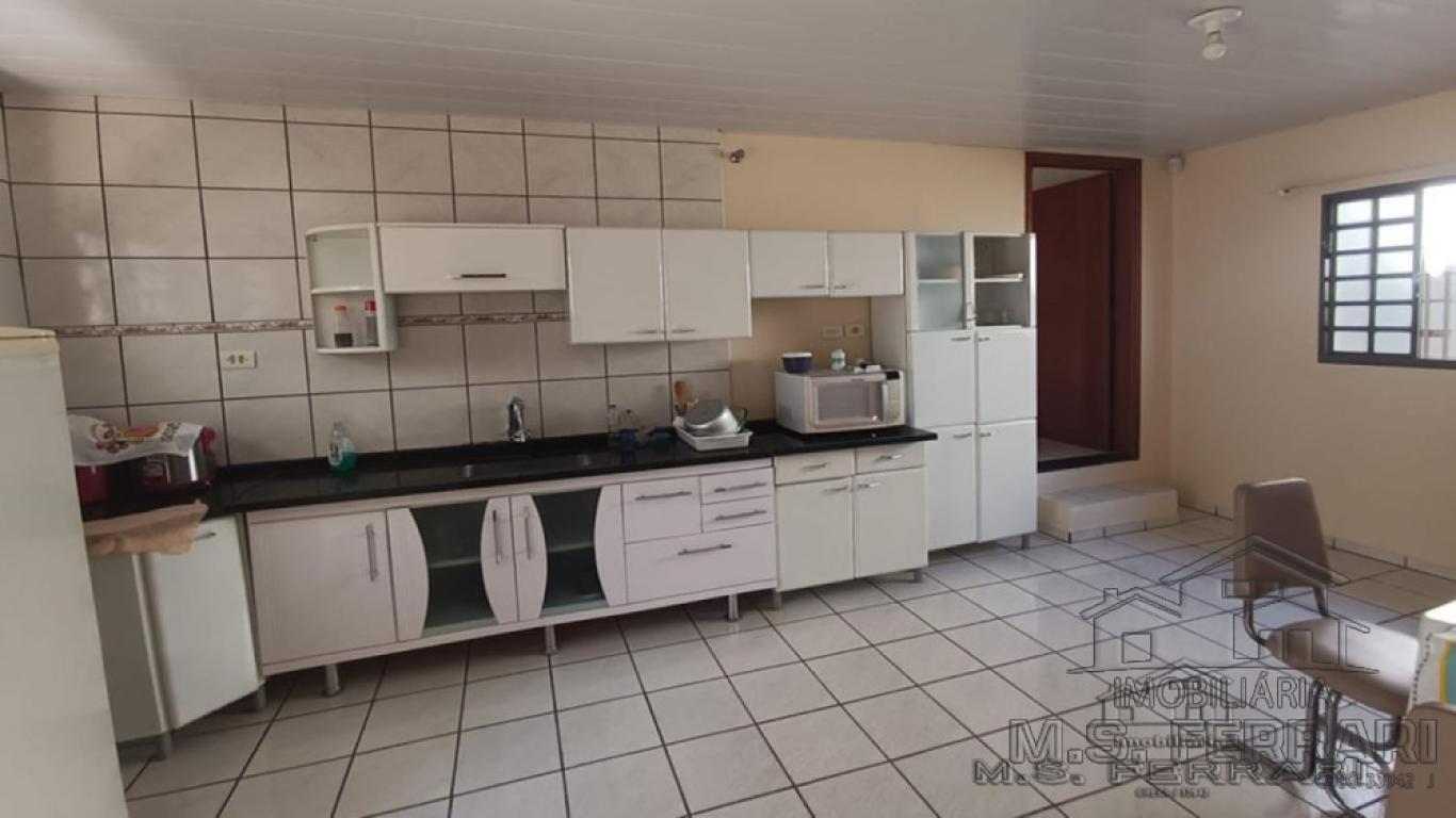 CASA NA VILA OURO VERDE em Assis
