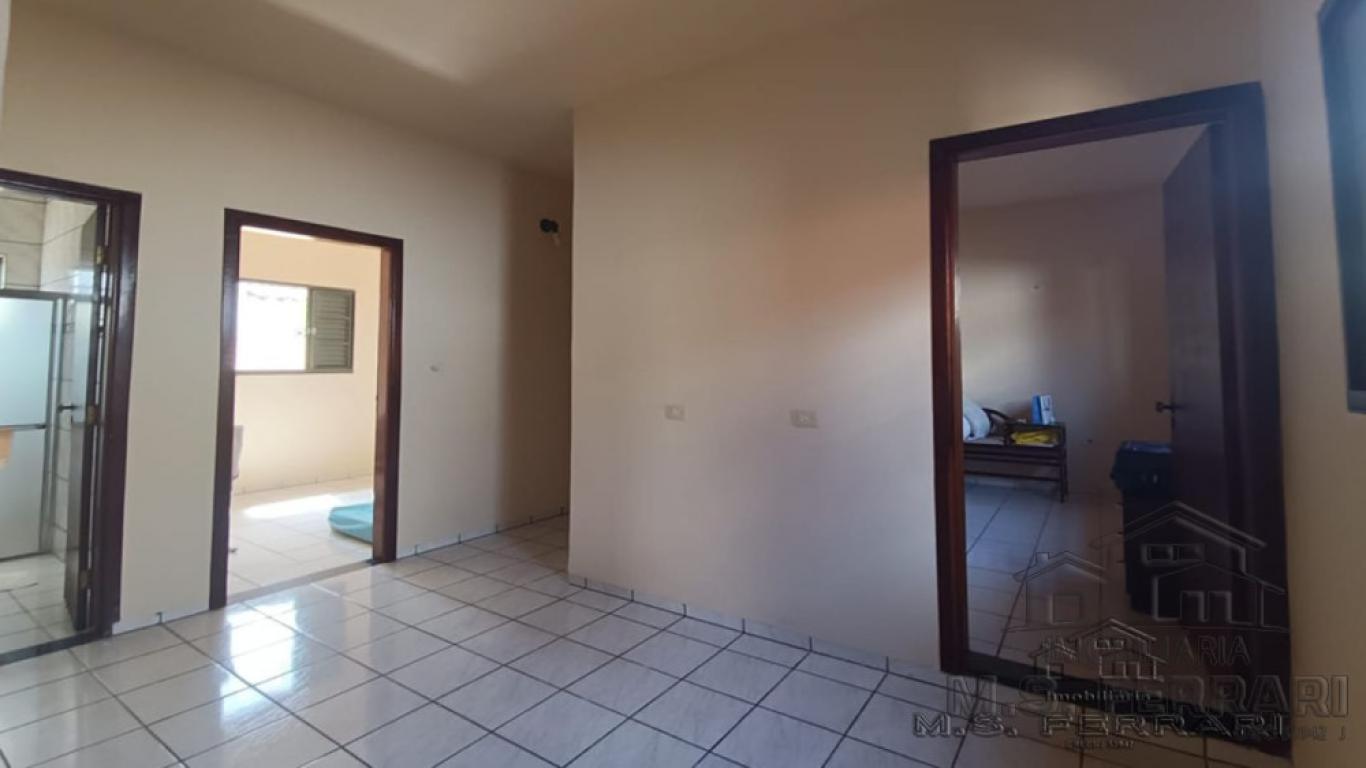 CASA NA VILA OURO VERDE em Assis