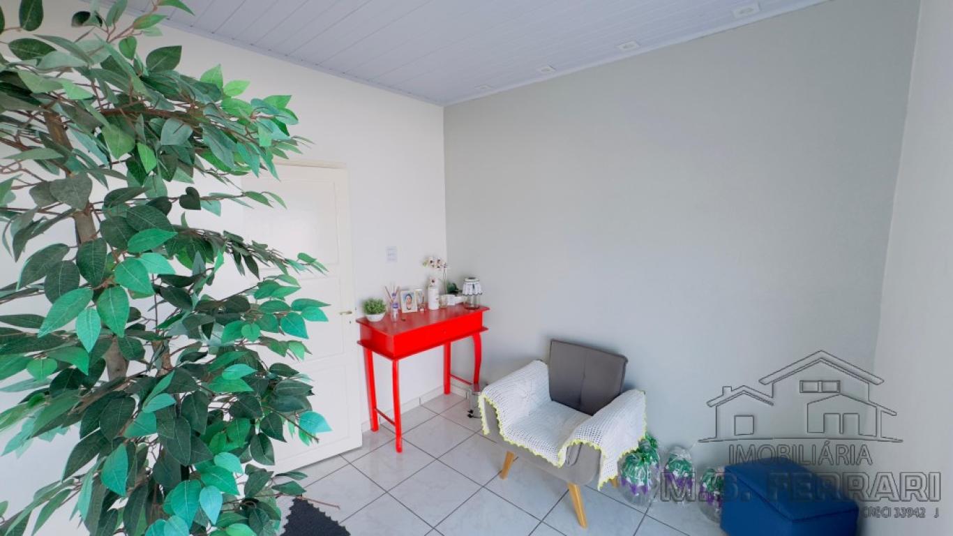CASA NA Vila Rosangela em Assis