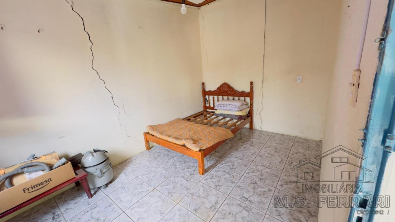 CASA NA Vila Rosangela em Assis