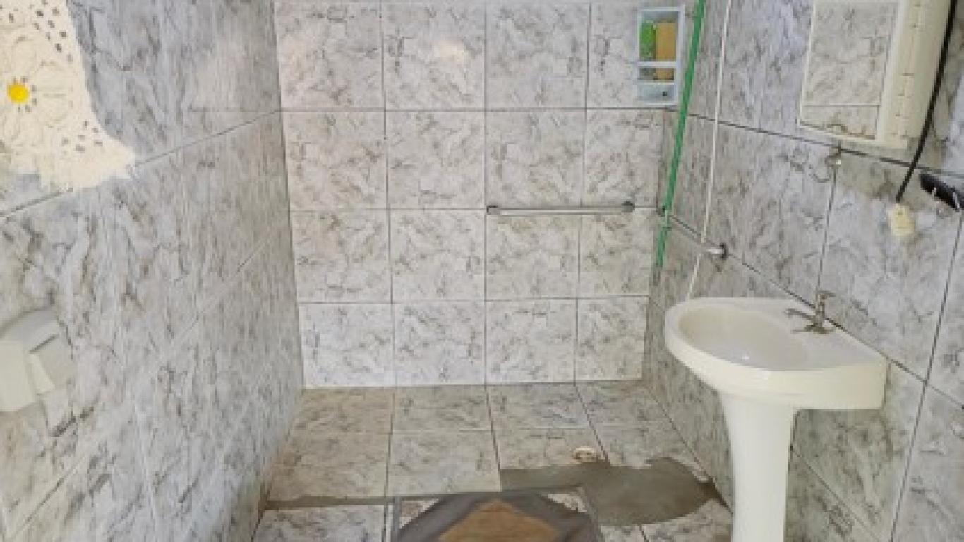 CASA NA Vila Rosangela em Assis