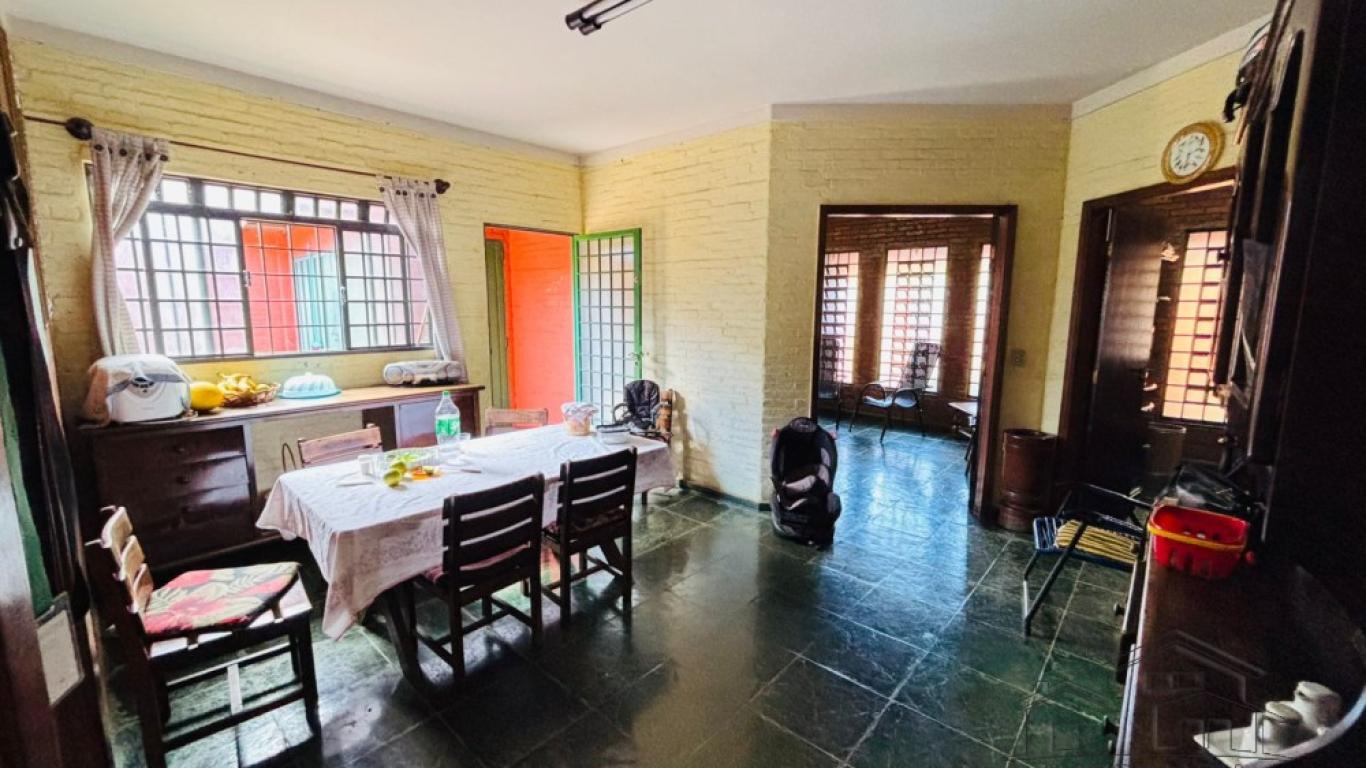 CASA NO Jardim Europa em Assis