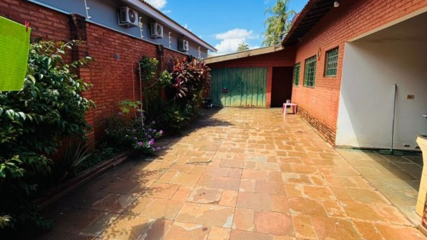 CASA NO Jardim Europa em Assis