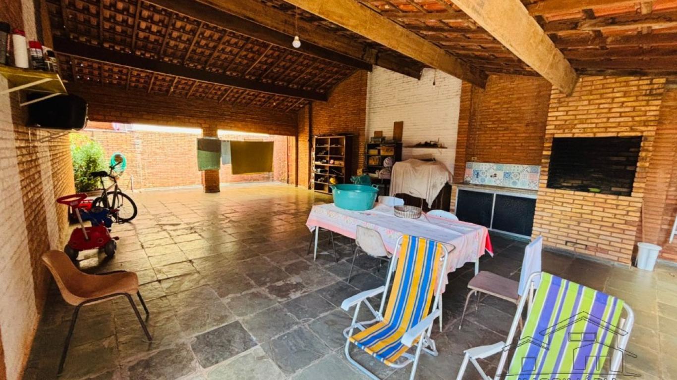 CASA NO Jardim Europa em Assis