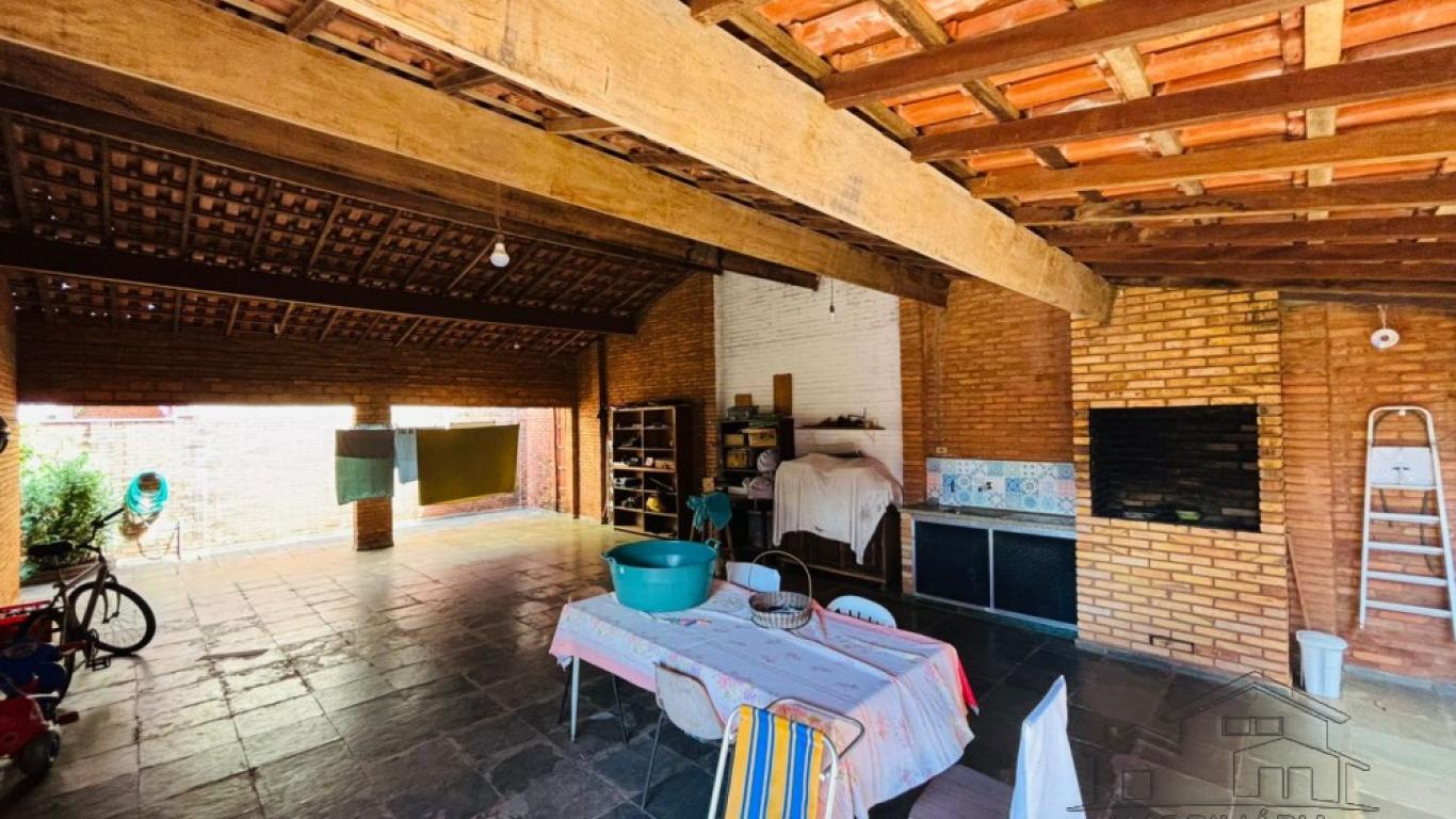 CASA NO Jardim Europa em Assis