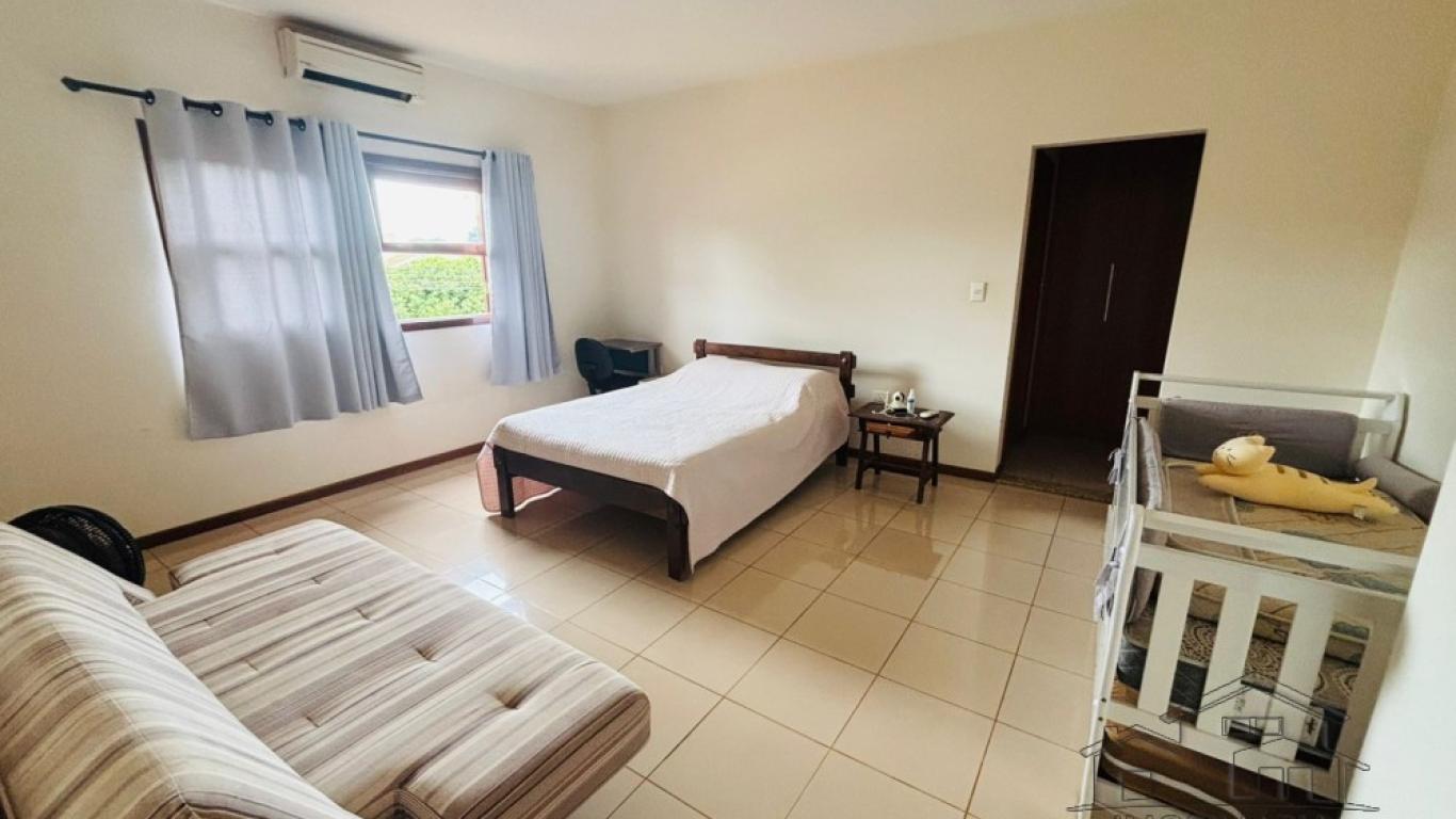 CASA NO Jardim Europa em Assis