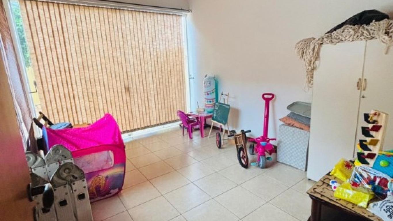 CASA NO Jardim Europa em Assis