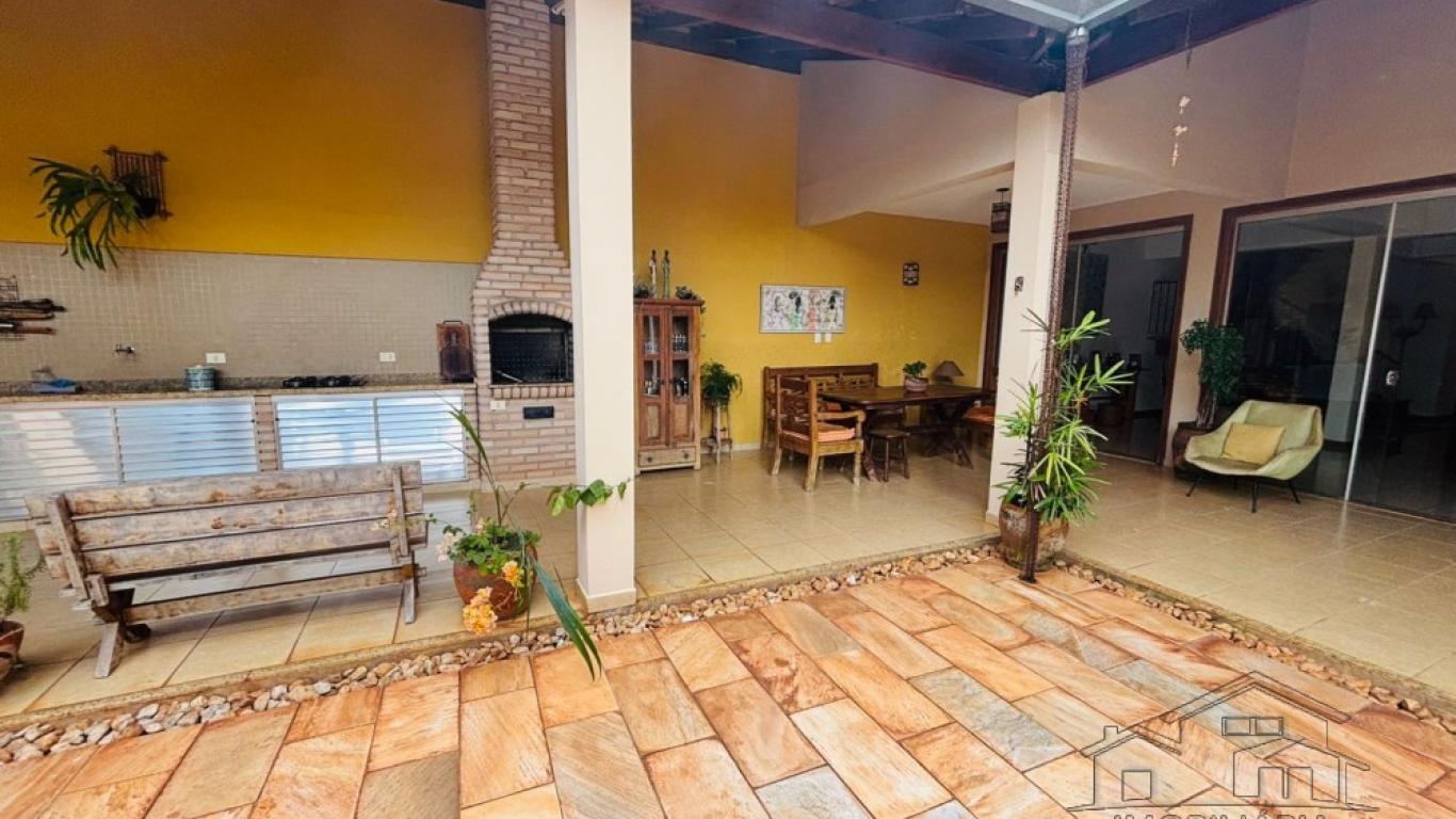 CASA NO Jardim Europa em Assis