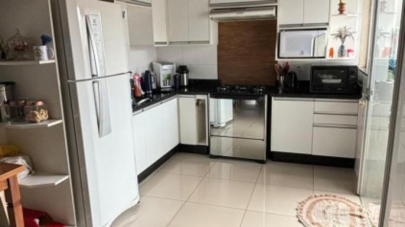 CASA NA Vila Clementina em Assis