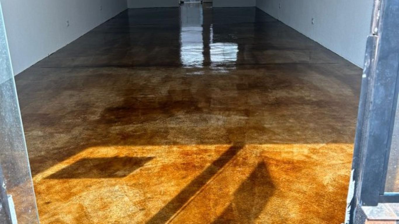 SALA COMERCIAL NO JARDIM CANADÁ em Assis