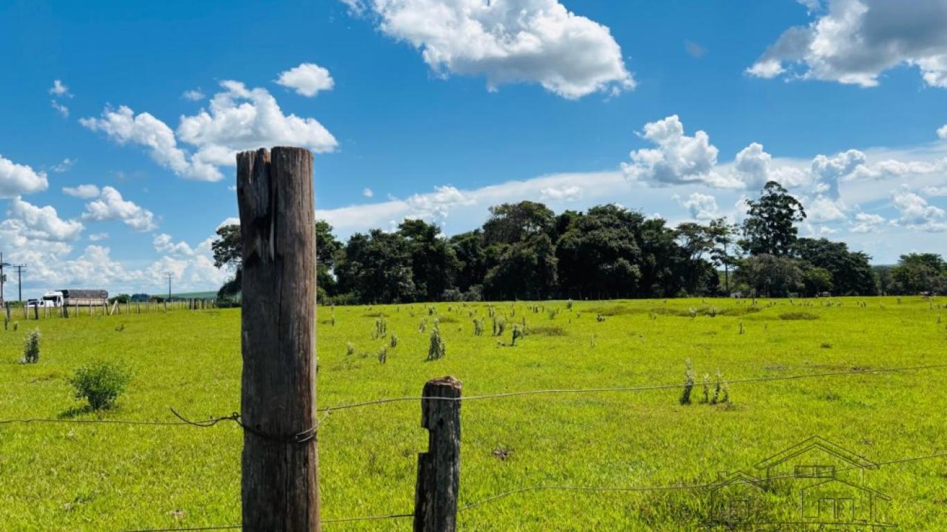 CHÁCARA NA Água do Pavão em Assis