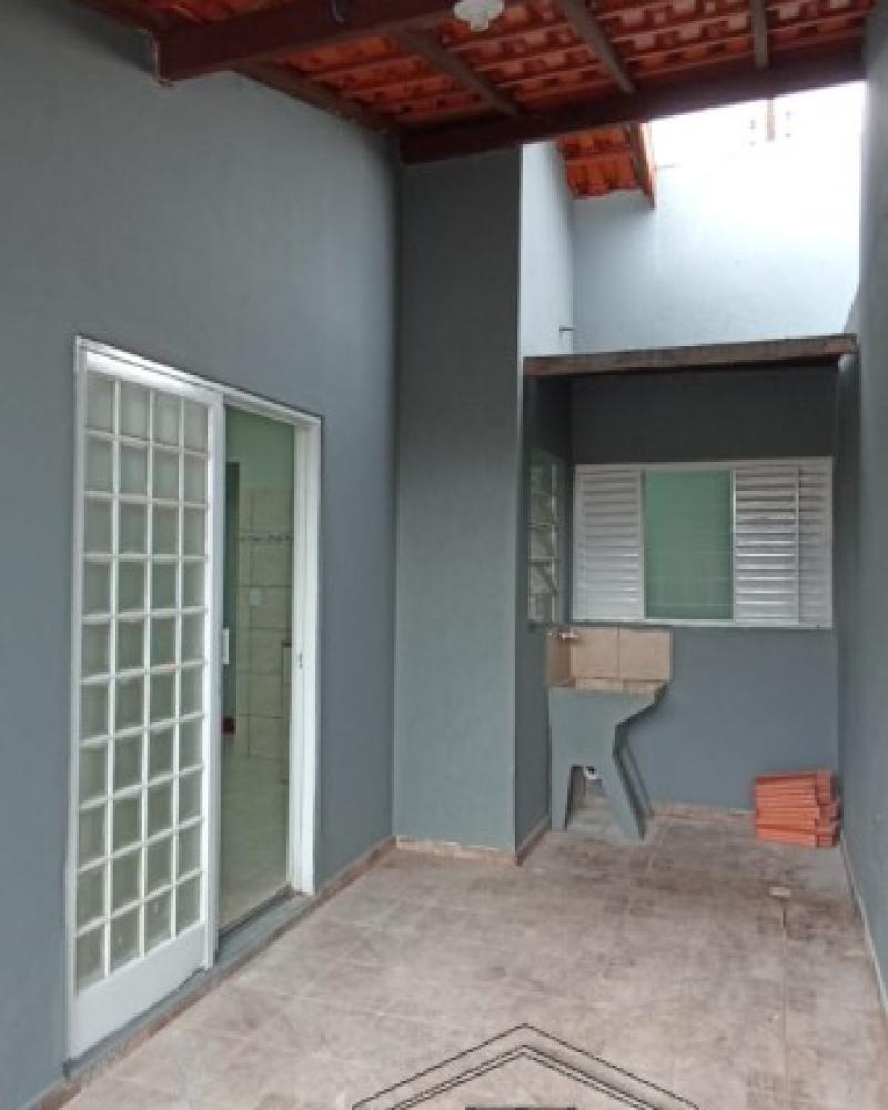 CASA NA Vila Progresso em Assis