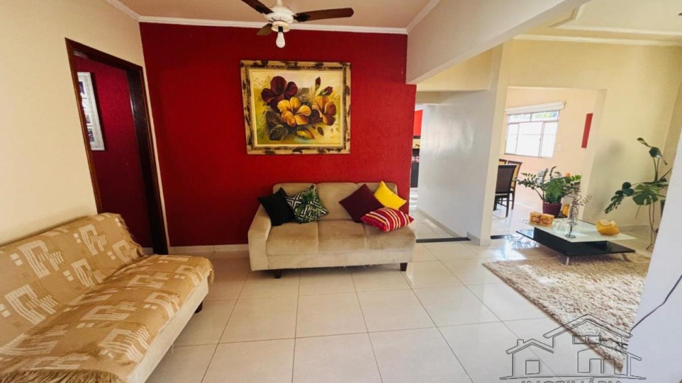 CASA NA Vila Operária em Assis
