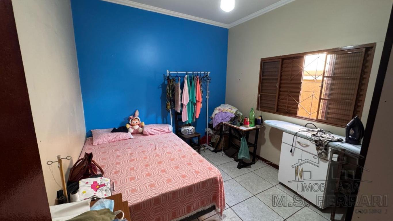 CASA NA Vila Claudia em Assis