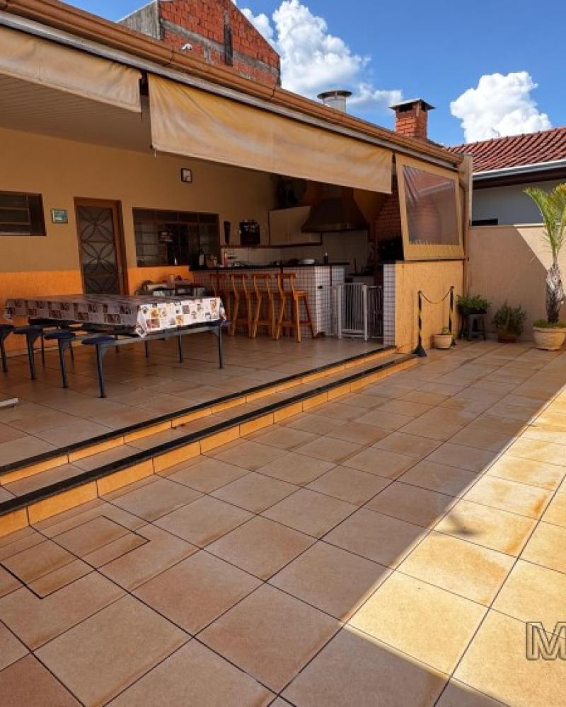 CASA NA Vila Claudia em Assis