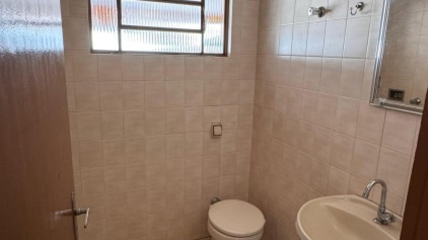CASA NA Vila Claudia em Assis