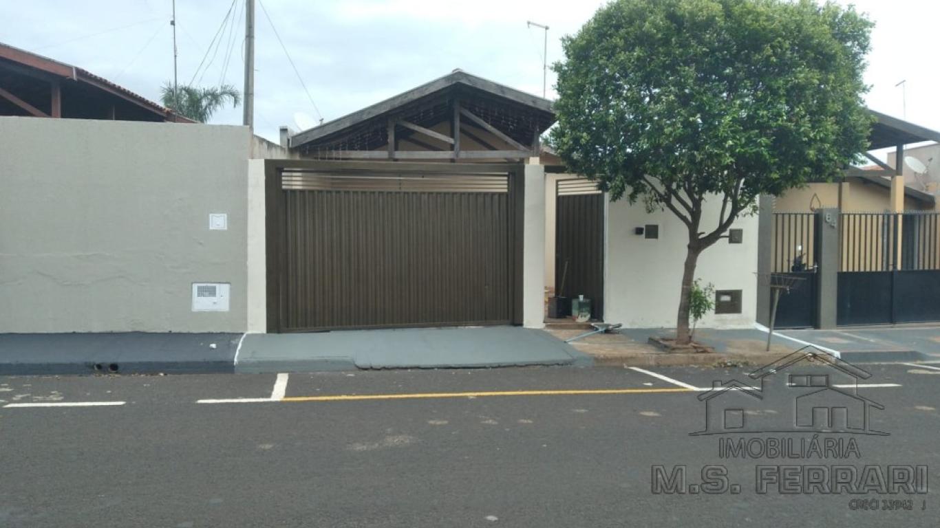 CASA NA Vila Nova Florínea em Assis