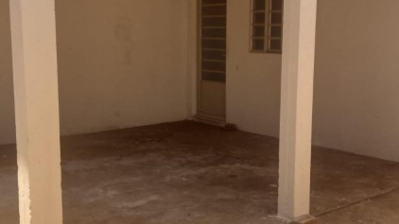 CASA NA Vila Nova Florínea em Assis