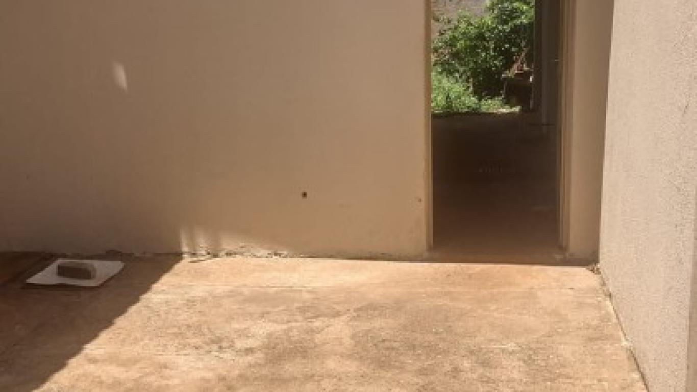 CASA NA Vila Nova Florínea em Assis