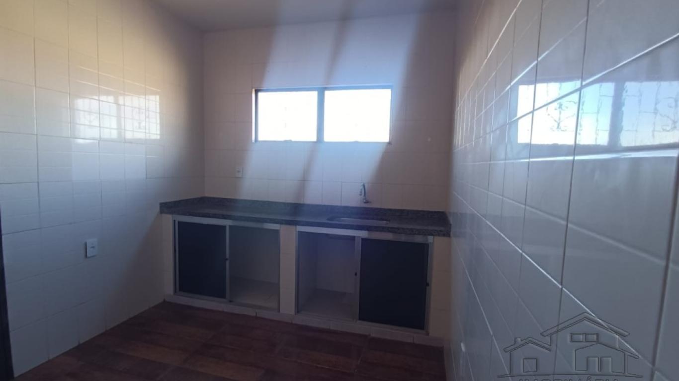 CASA NA Vila Central em Assis