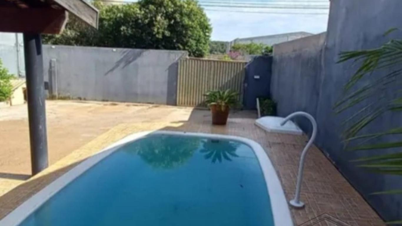 CASA NA Vila Cambuí em Assis