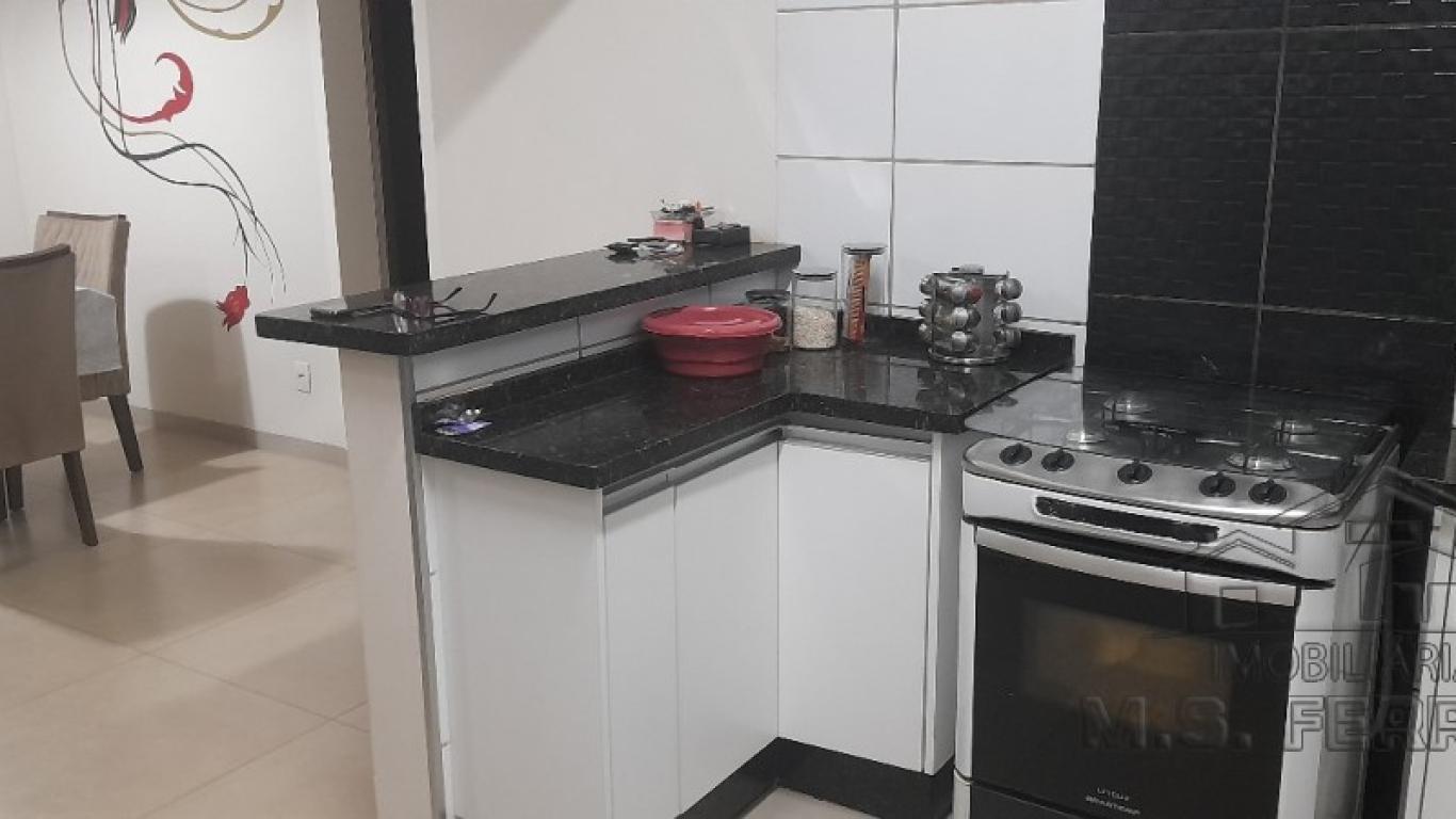 CASA NO Parque Universitário em Assis