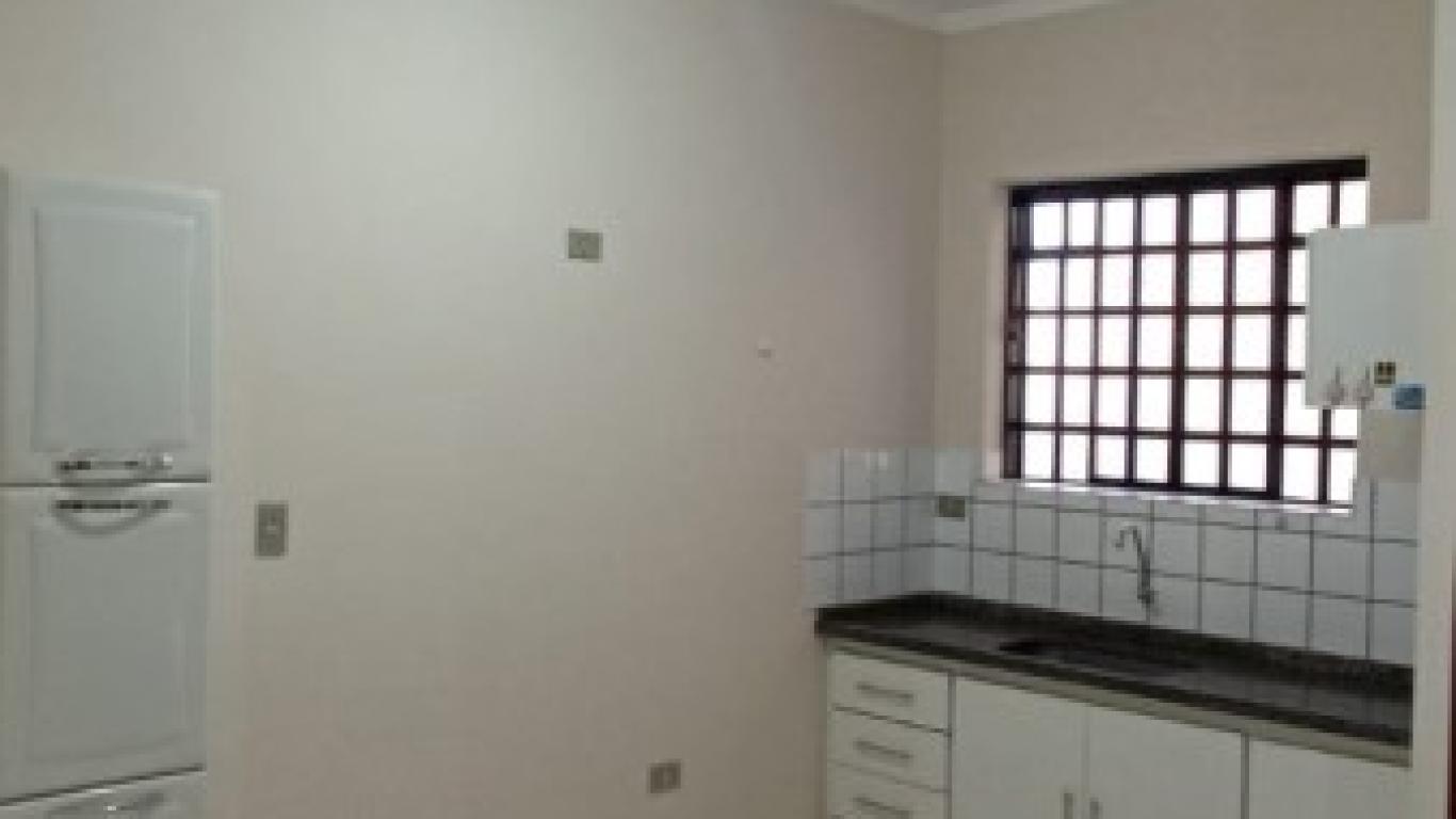 APARTAMENTO NA Centro em Assis