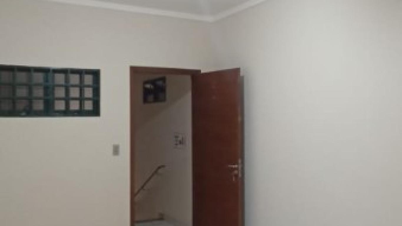 APARTAMENTO NA Centro em Assis