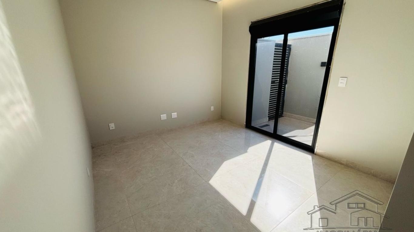 CASA NO RESIDENCIAL VILLAGE DAMHA em Assis