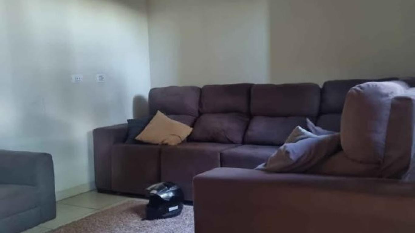 CASA NA Vila dos Comerciários em Assis