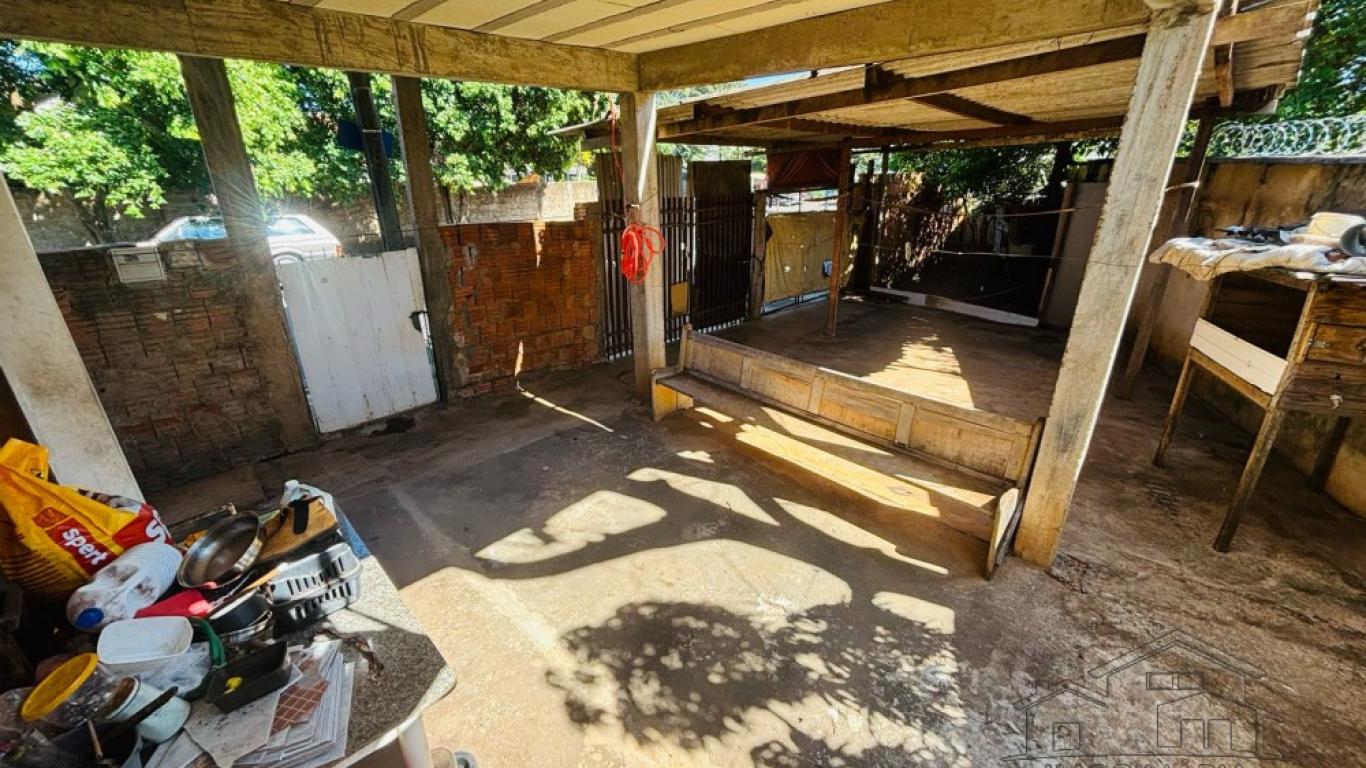 CASA NA Vila Nova Santana em Assis
