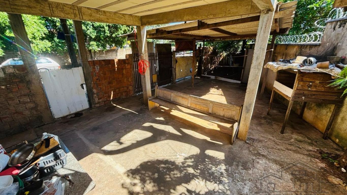 CASA NA Vila Nova Santana em Assis
