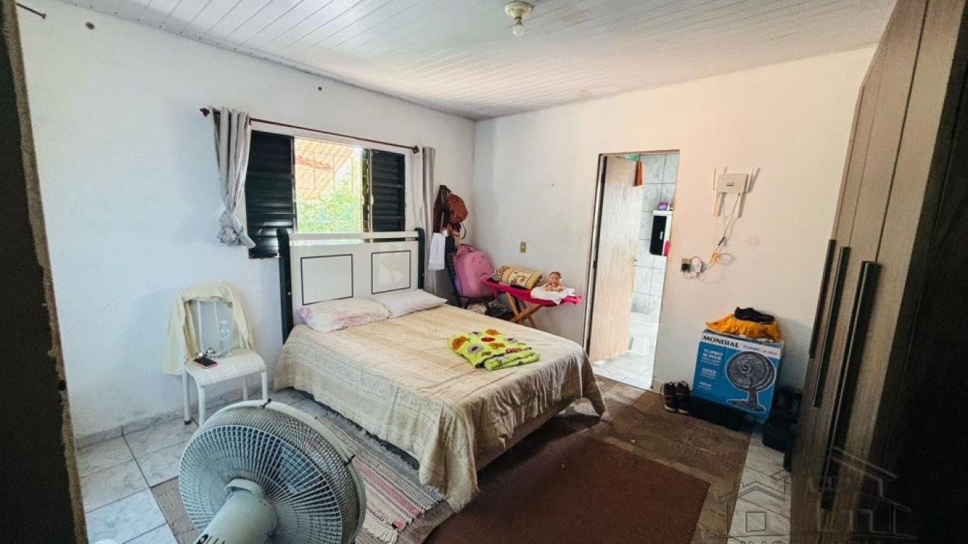 CASA NA Vila Nova Santana em Assis