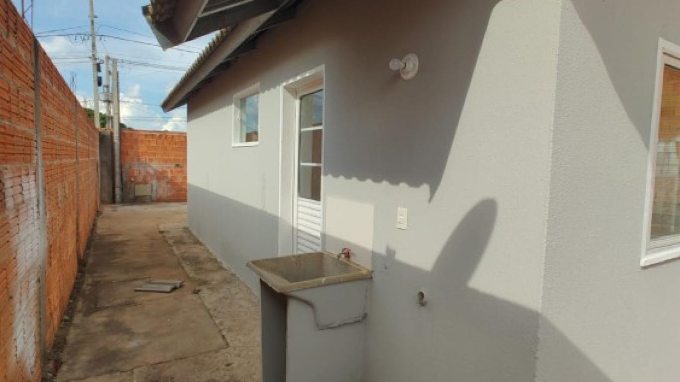 CASA NA Vila Maria Izabel em Assis