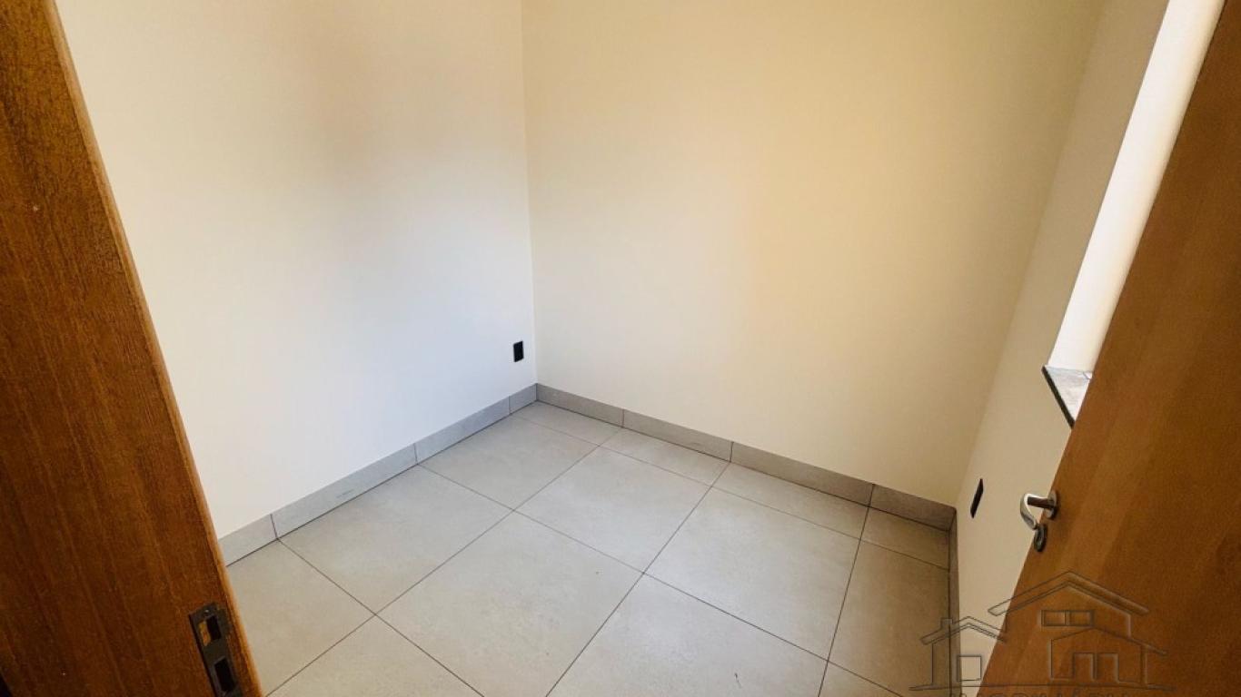 CASA NA Vila Silvestre em Assis