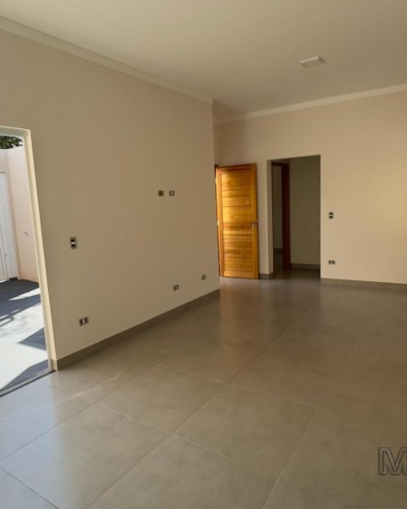 CASA NO Parque Universitário em Assis