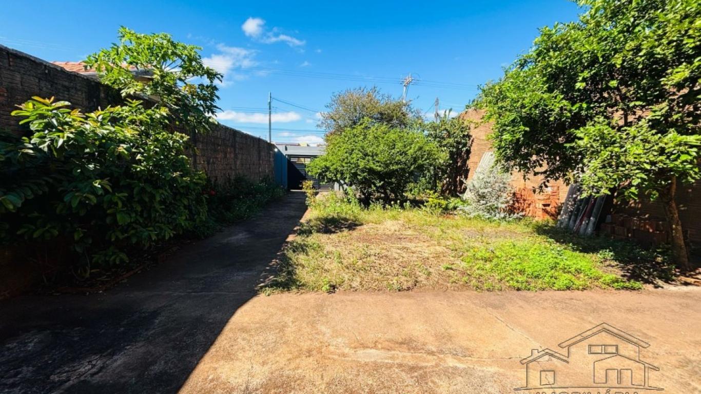 CASA NA Vila Fabiano em Assis