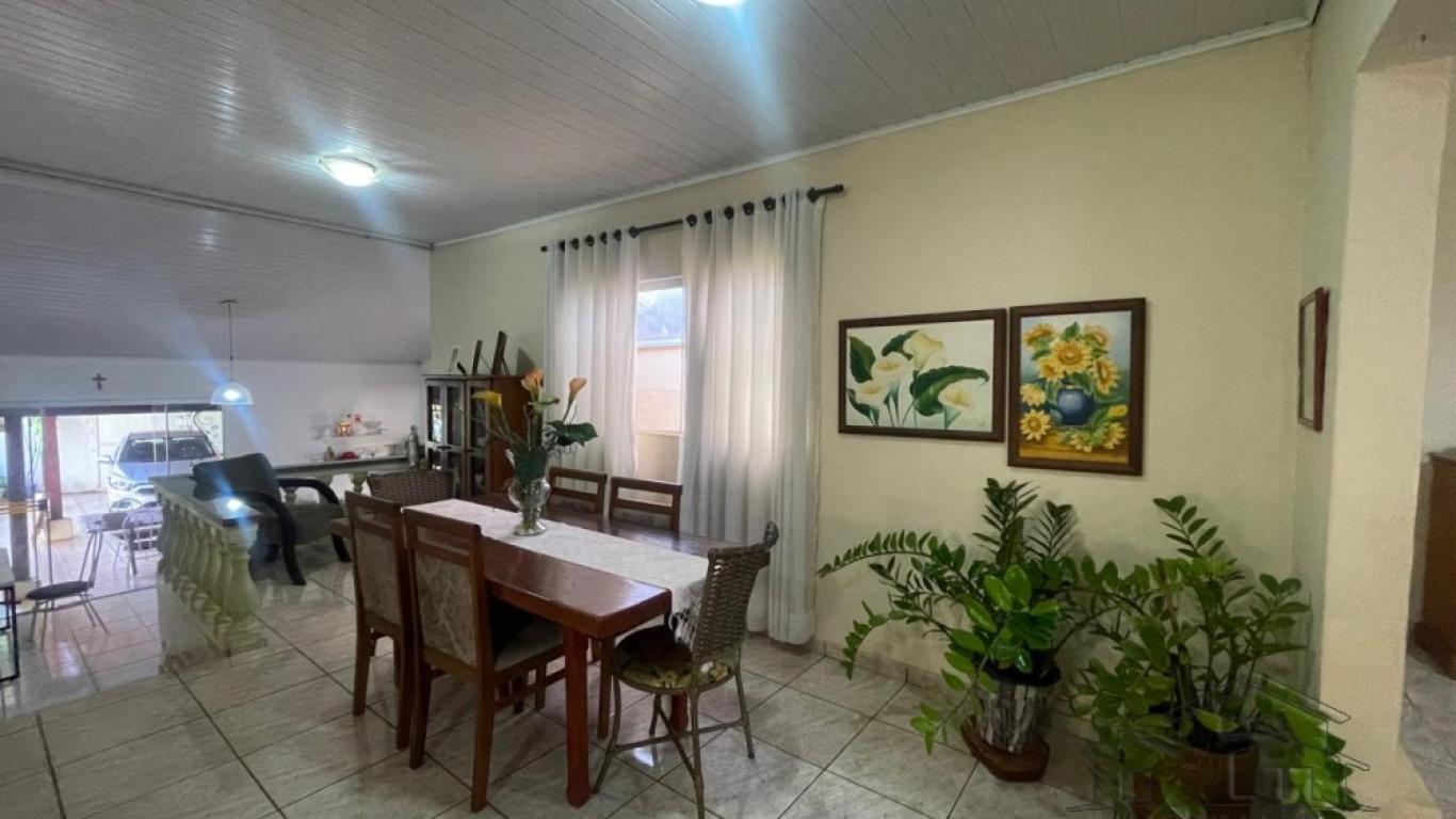 CASA NA Vila Ouro Verde em Assis