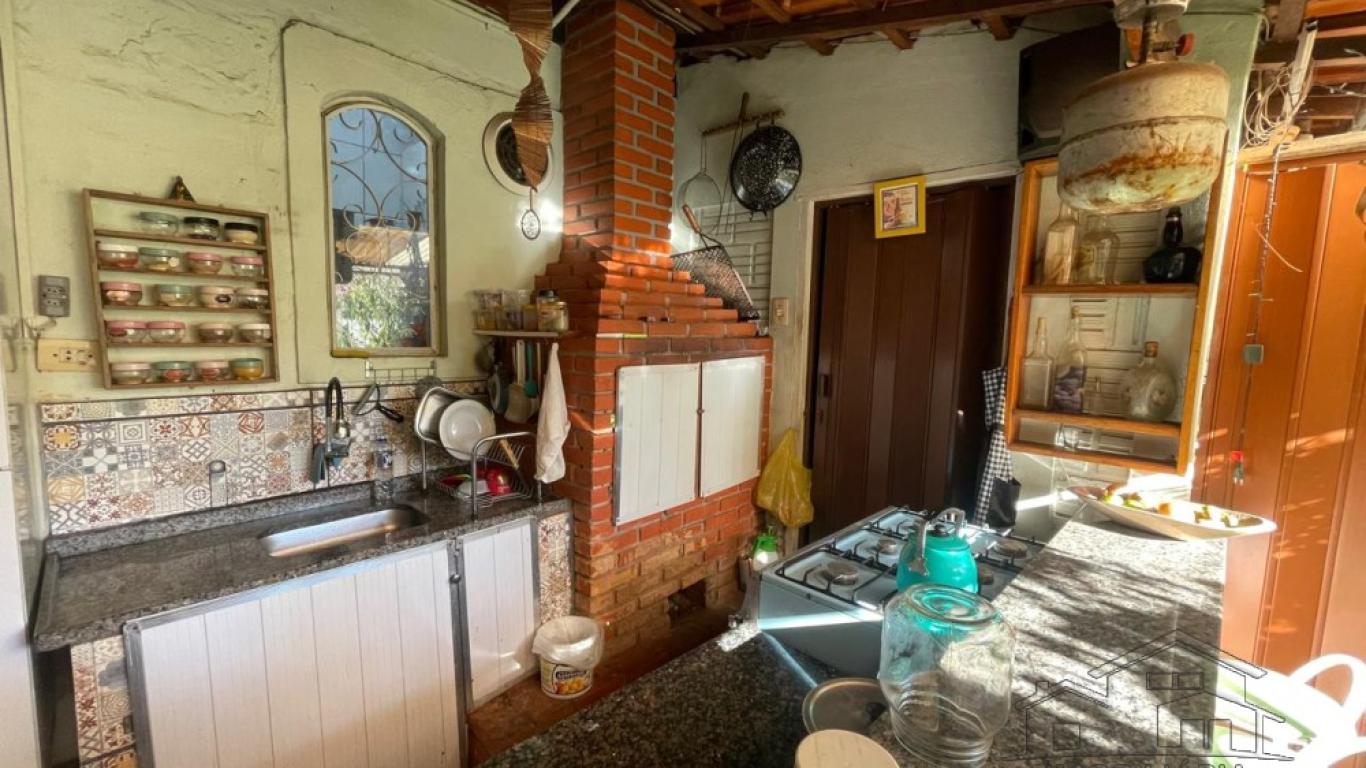 CASA NA Vila Ouro Verde em Assis