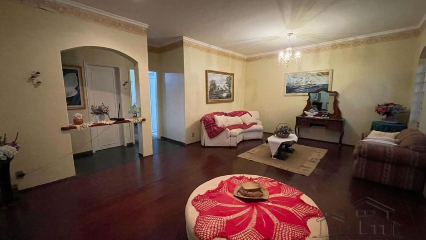CASA NA Centro em Assis