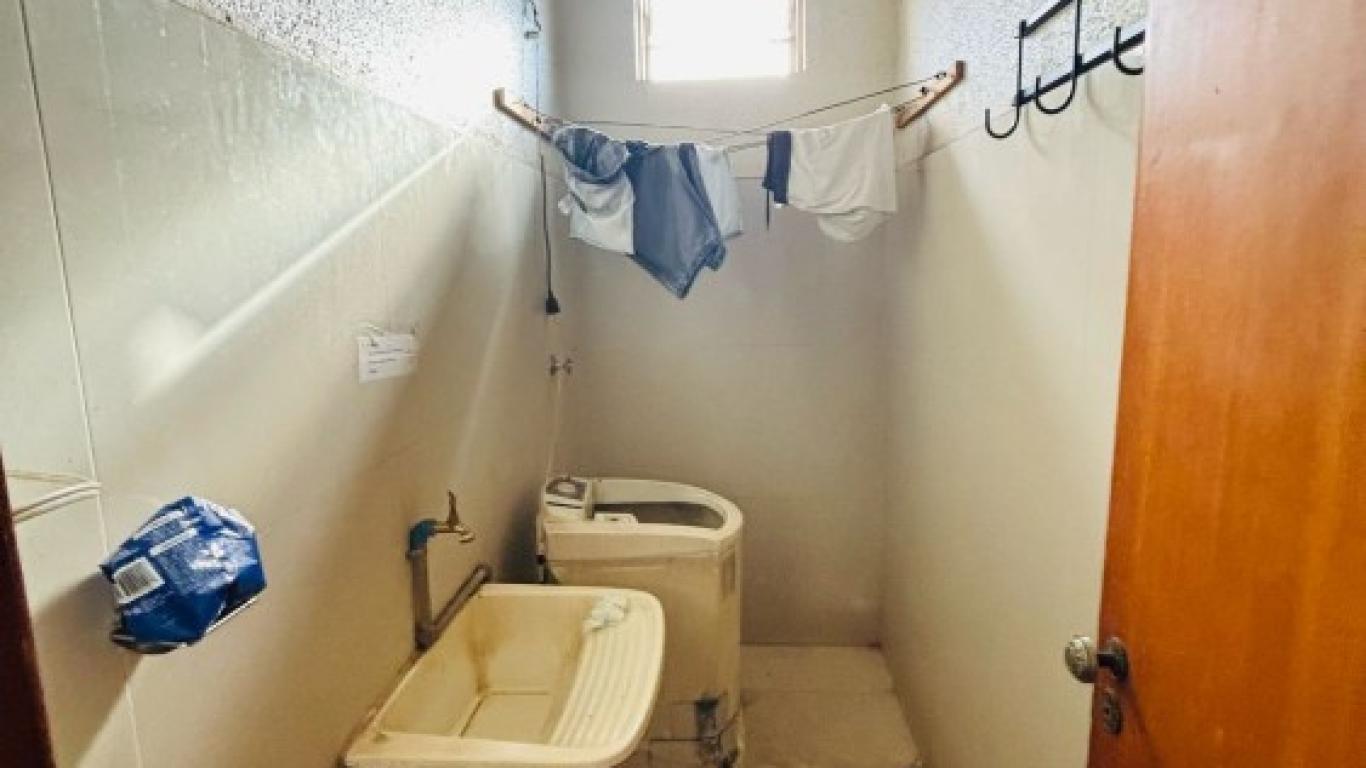 CASA NO Jardim Paulista em Assis