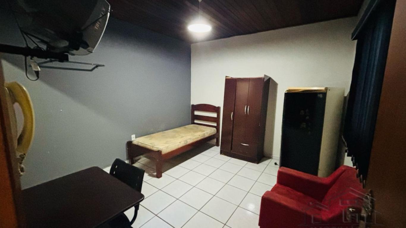 CASA NO Jardim Paulista em Assis