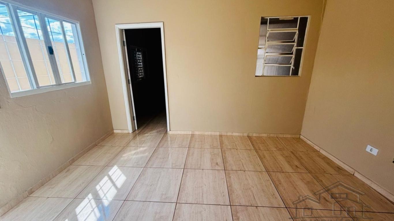 CASA NA Vila Orestes em Assis
